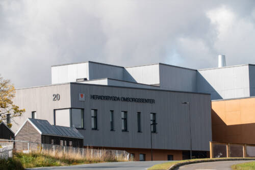Heradsbygda omsorgssenter utvendig kledning naturkledning fabrikkgrånet