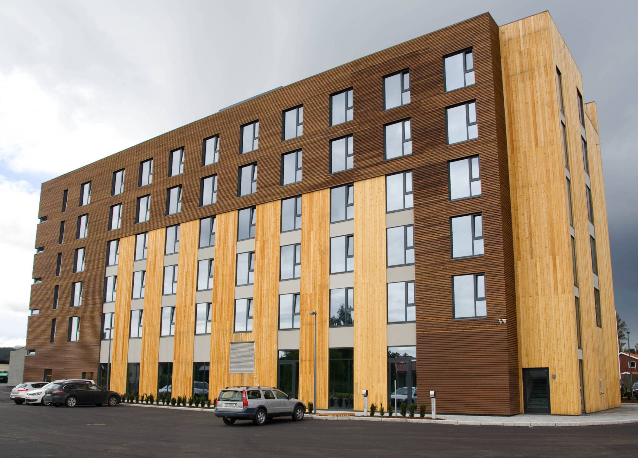 Woodify har levert brannimpregnert utvendig kledning til Elgstua Hotell