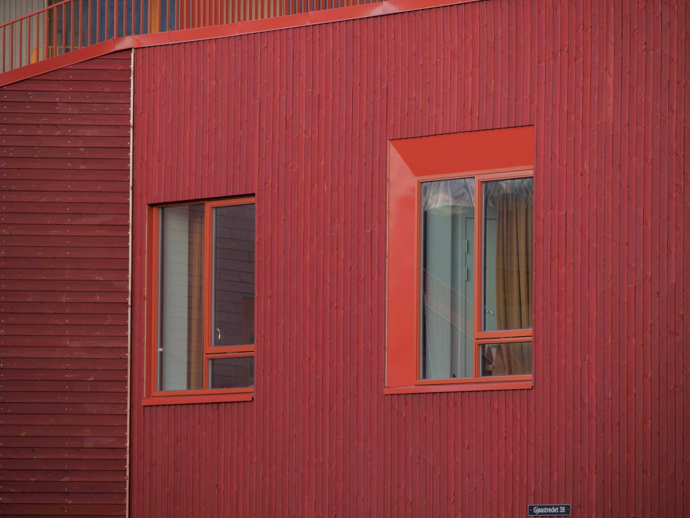 Thermowood med farge Vervet barnehage har fått Thermowood med farge fra Woodify